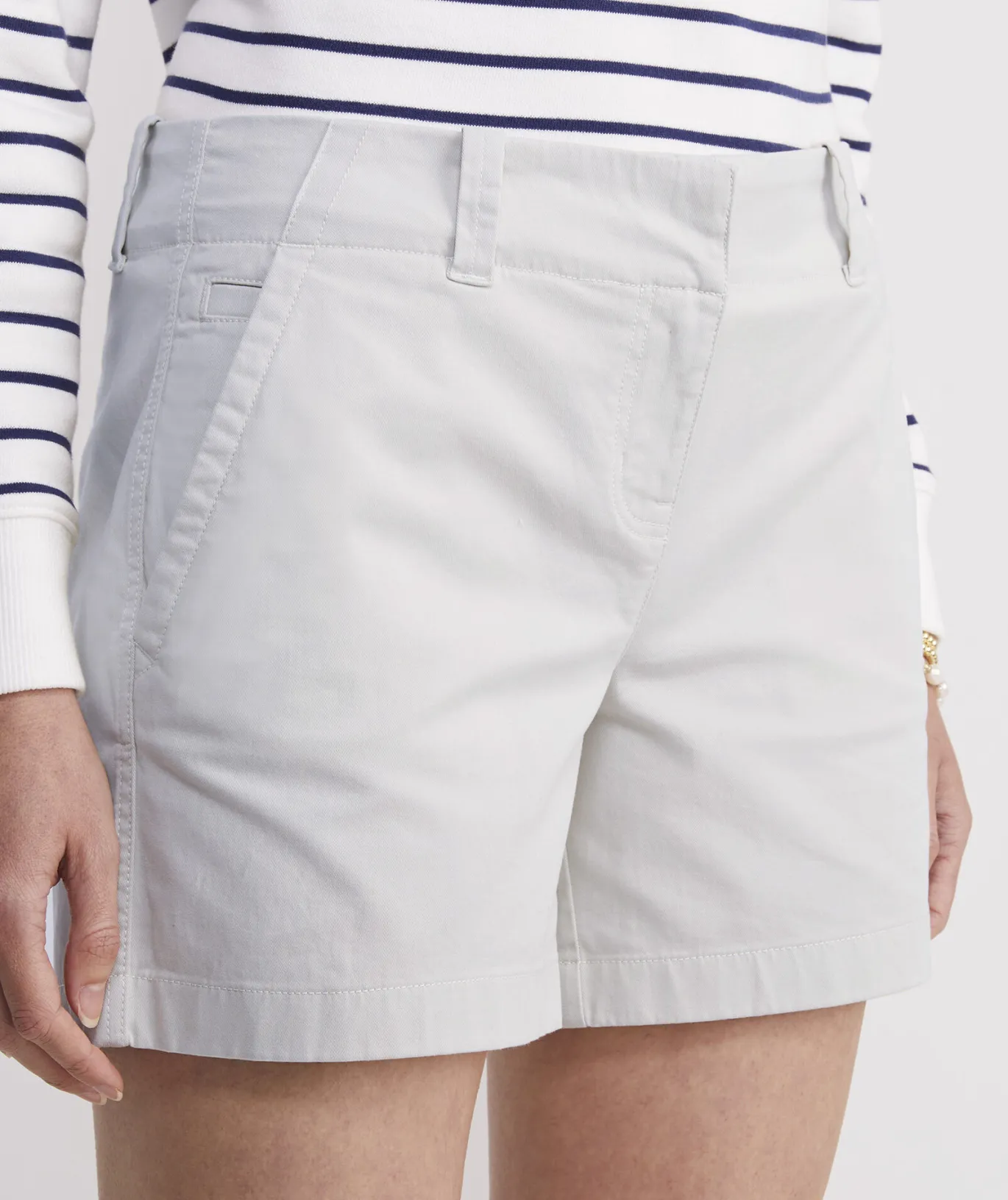 Vineyard Vines 5 Inch Every Day Shorts White Cap New