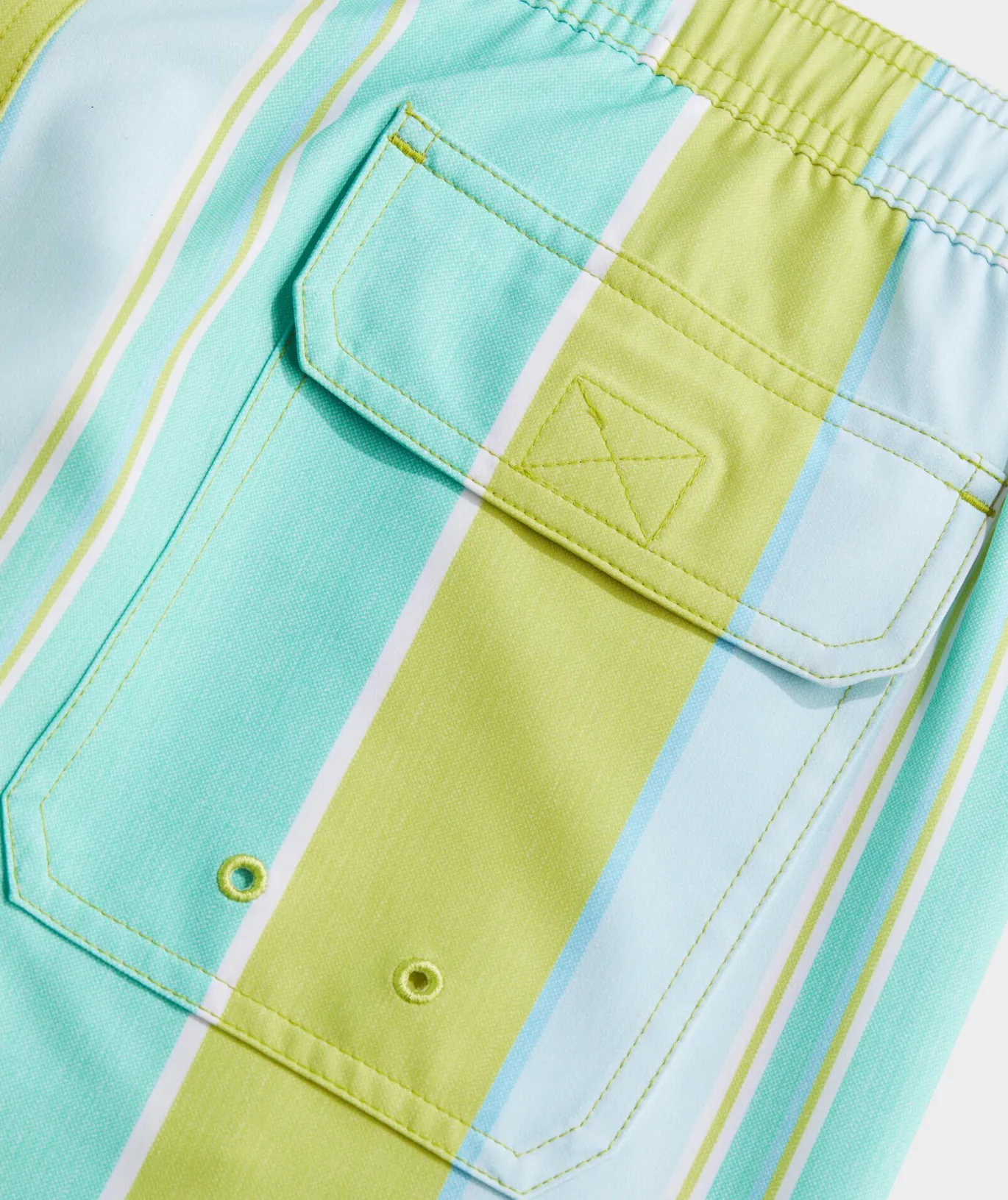 Vineyard Vines 5 Inch Printed Chappy Swim Trunks Wharf STP Wild Lime New