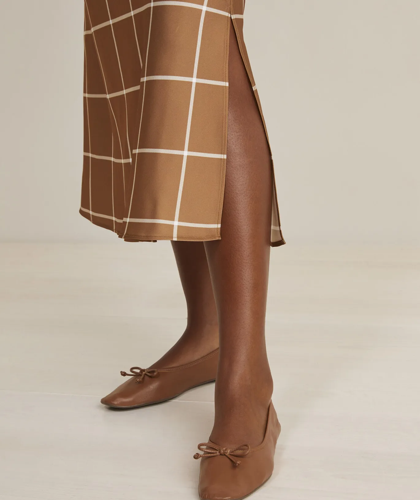 Vineyard Vines Satin Midi Slip Skirt Plaid - Gingerbread Discount