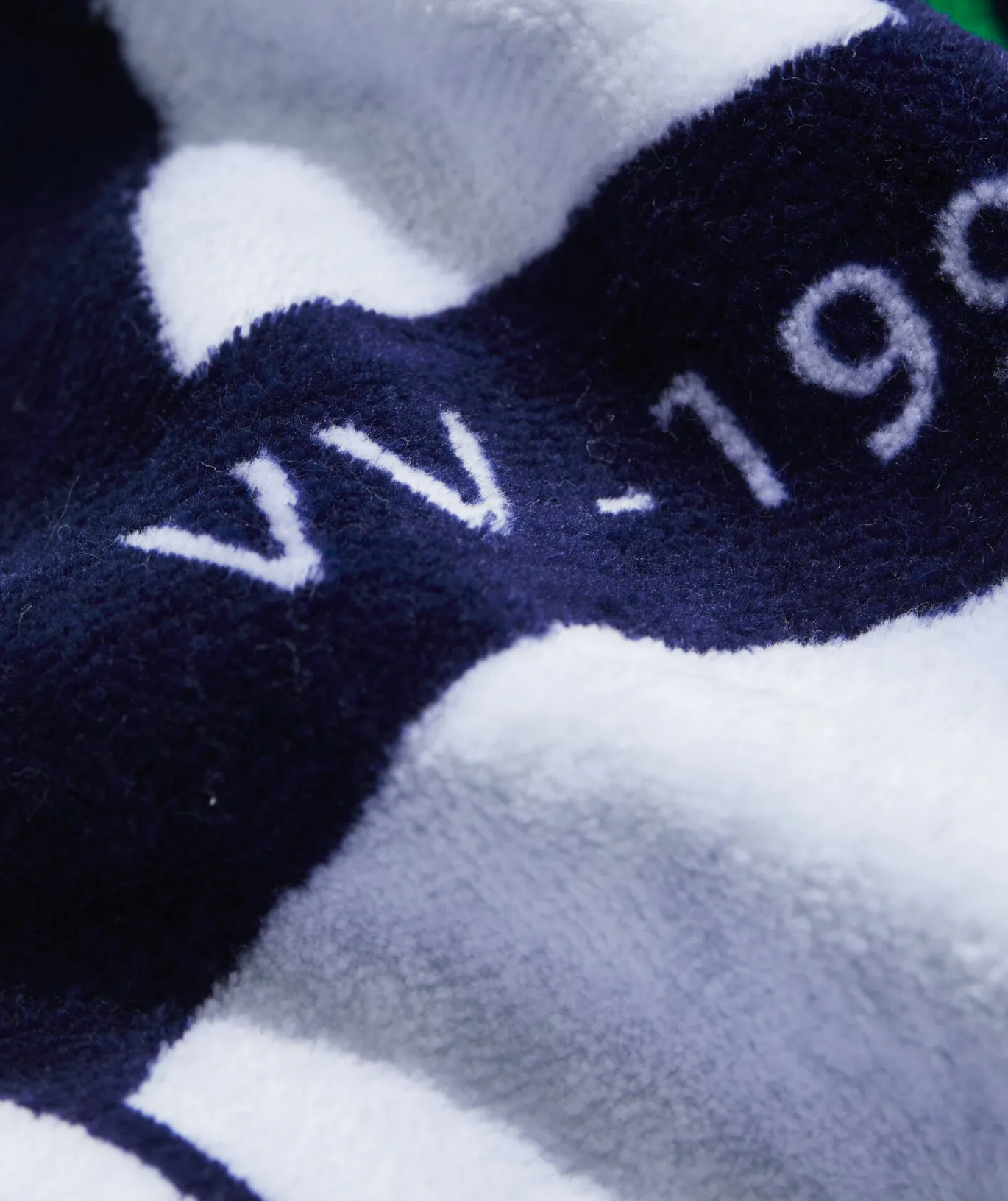Vineyard Vines Women's Dallas Cowboys Crewneck Grey Heather Shop